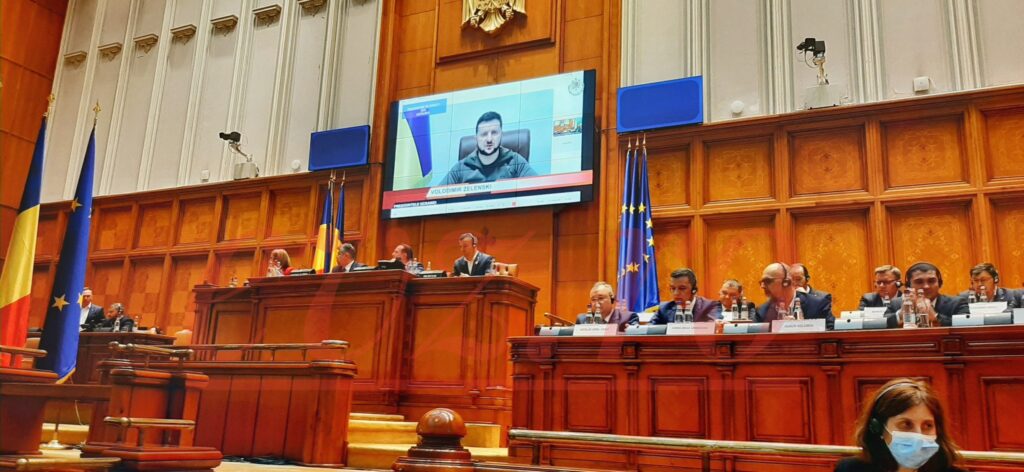 Gafă majoră a României în timpul discursului lui Zelenski în Parlament. Adevărul despre problemele tehnice