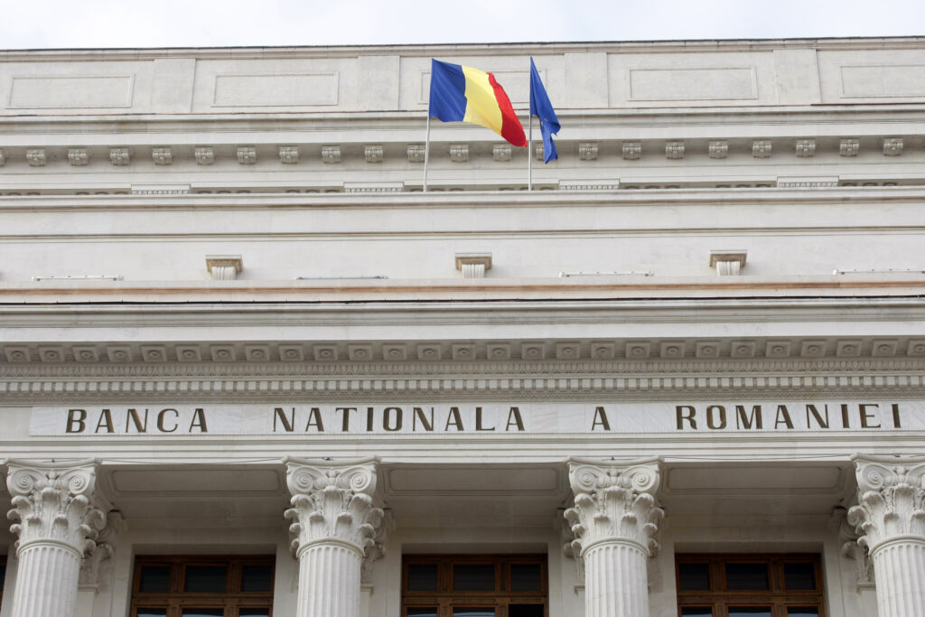 Vești proaste pentru românii cu credite la bănci de la BNR. Indicele ROBOR a crescut din nou