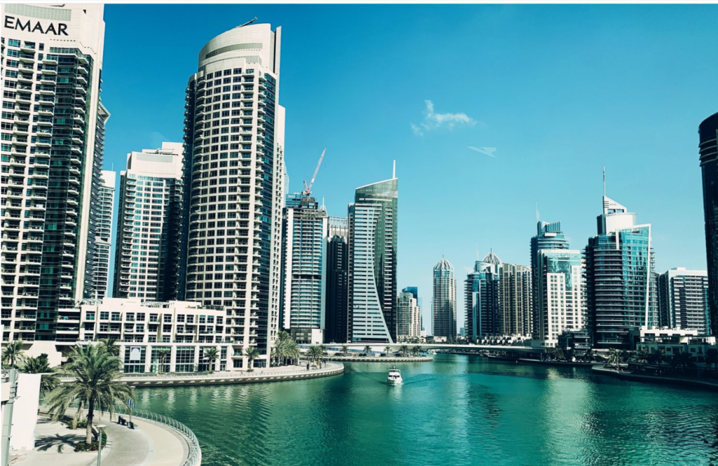 Tentația de a te pune la adăpost de criză. Poate fi piața imobiliară din Dubai o soluție?