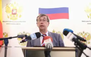 Ambasadorul Rusiei, convocat la sediul MAE. Va da explicaţii despre un articol denigrator la adresa NATO