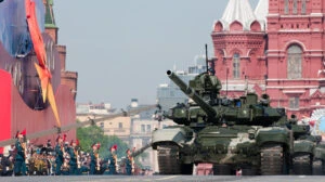 tancuri rusia razboi parada 9 mai