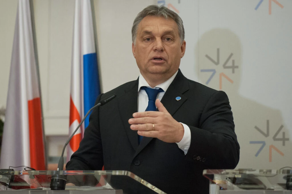 Parlamentul European (PE) condamnă declarațiile rasiste ale premierului ungar Viktor Orban