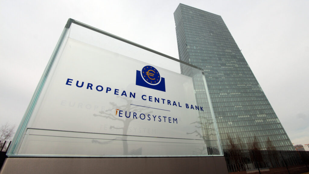 Banca Centrală Europeană va continua să mărească dobânzile în lunile următoare
