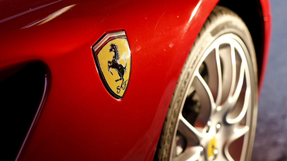 Ferrari a vândut la licitație o mașină în valoare de 18 milioane de dolari