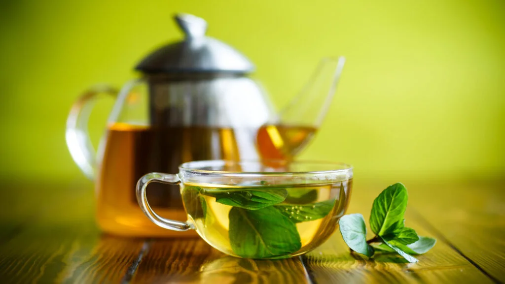 Studiu israelian: Consumul de ceai verde poate avea consecințe periculoase pentru ficat