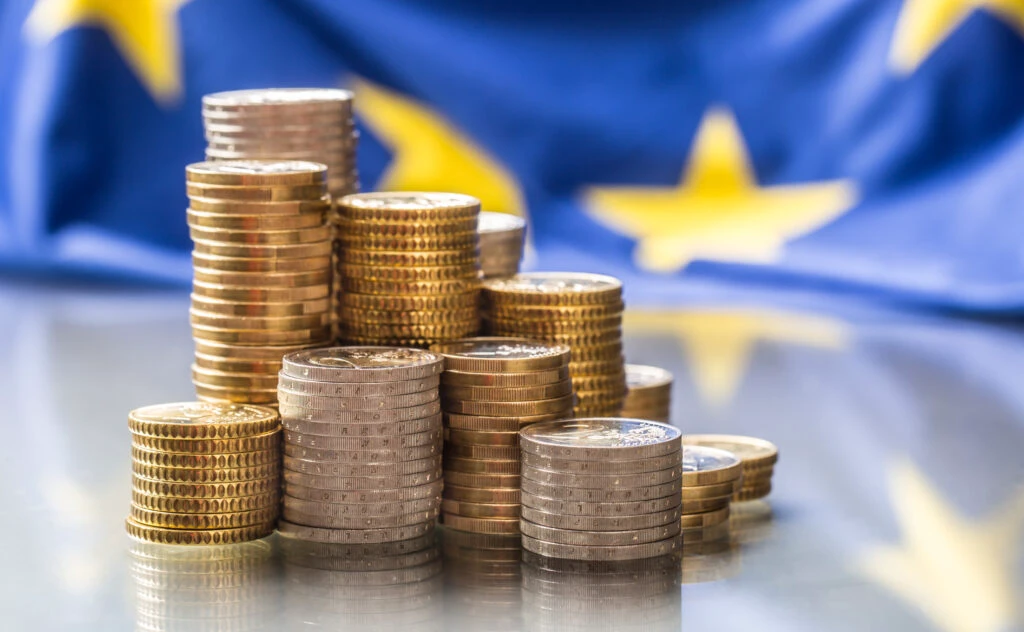 Cât va reuşi România să absoarbă din fondurile europene până în 2030? Are la dispoziţie 46 miliarde de euro