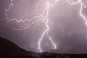 Vine potopul în România! ANM anunță fenomene extreme în toată țara