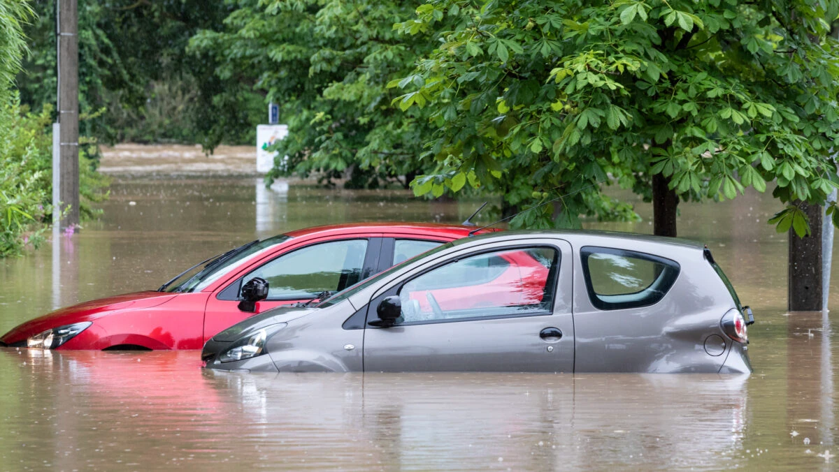 Alertă de inundații în România! Hidrologii au emis Cod Galben. Care sunt zonele vizate