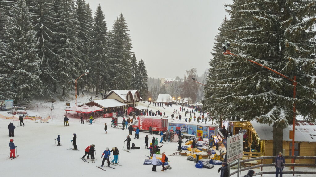 O nouă pârtie de schi în România! Va fi pusă în funcțiune până la venirea zăpezii