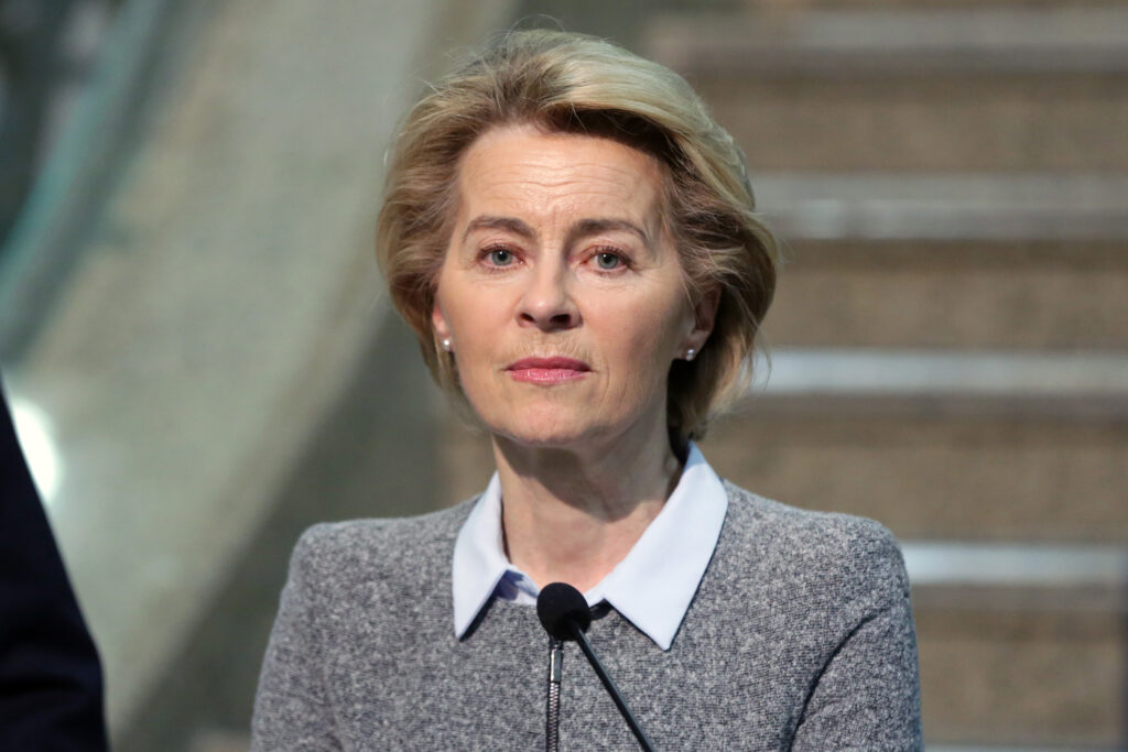 Ursula von der Leyen a fost dată în judecată din cauza vaccinurilor anti-COVID-19