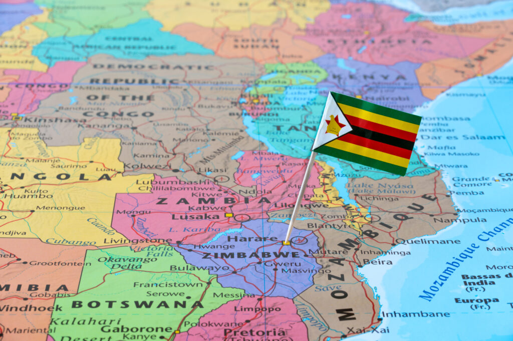 Zimbabwe va introduce din 25 iulie monezi de aur pentru a ține în frâu inflația