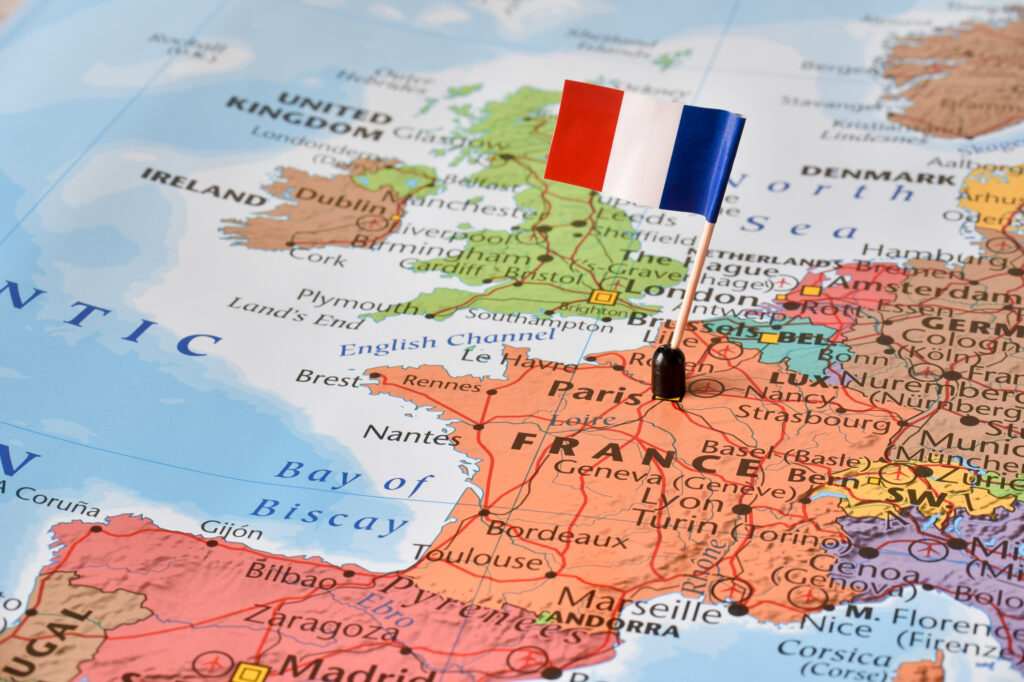 EY: Investițiile străine în Europa stagnează. Franța rămâne principala destinație pentru investitori