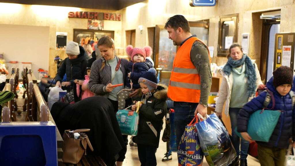 Polonia a primit peste 5 milioane de refugiaţi de război din Ucraina