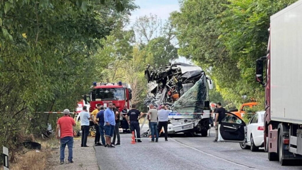 Tragedie în Bulgaria. Trei români au murit după un accident de autocar. Nicolae Ciucă a venit cu prima reacție UPDATE