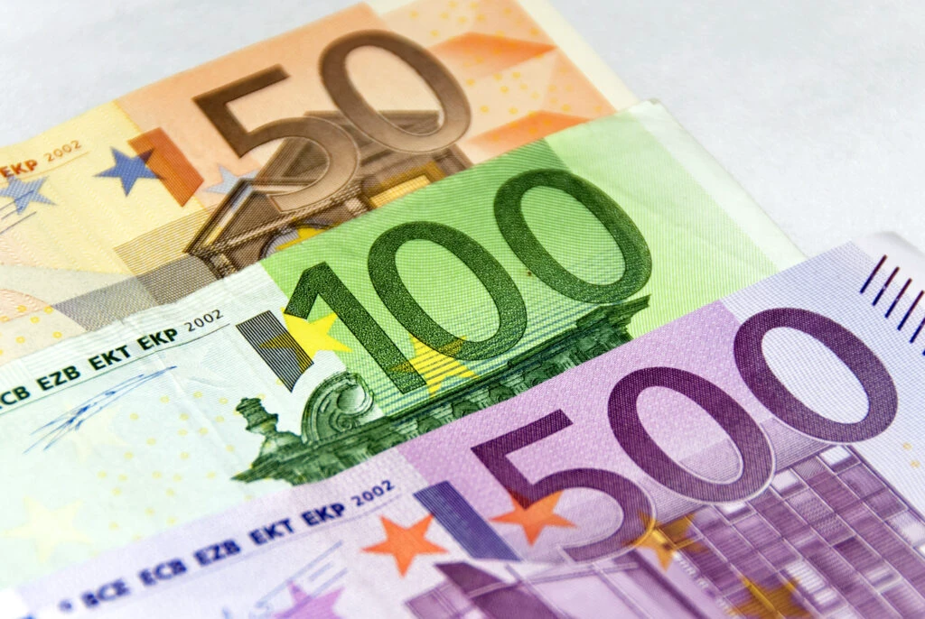 Croația adoptă oficial moneda euro începând cu 1 ianuarie. Ce se va schimba din 2023 în această țară?