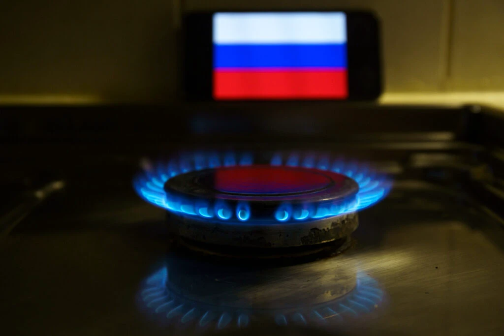 Rusia arde gazele destinate exportului către UE la granița cu Finlanda