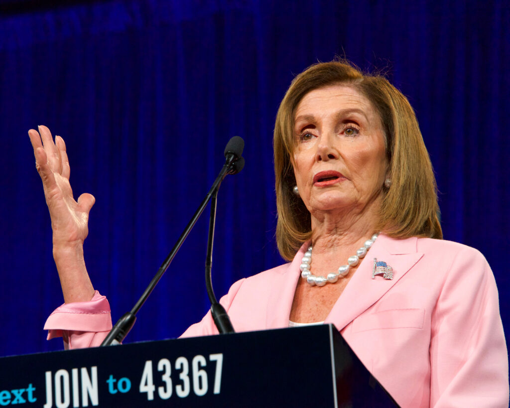 Nancy Pelosi a anunțat că se retrage de la șefia democraților din Camera Reprezentanților
