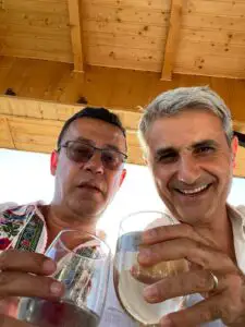 Vestea zilei despre Robert Turcescu. S-a întâmplat imediat după nunta lui George Simion. Ce a pățit jurnalistul?