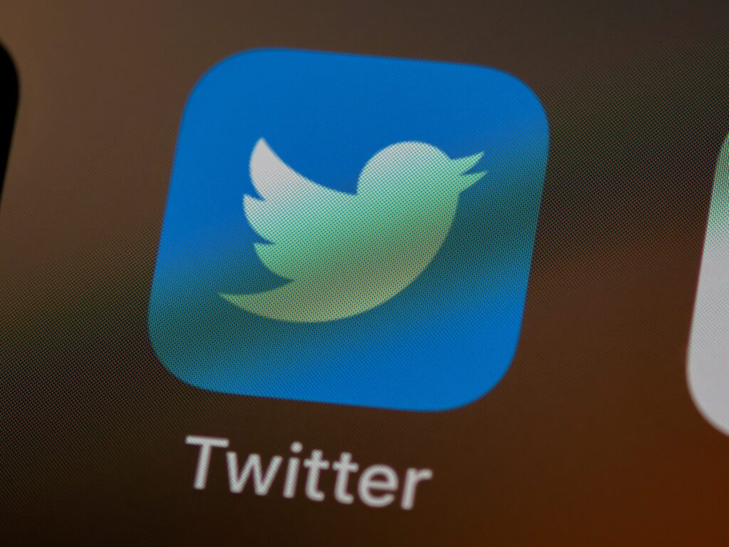 Twitter, restricții pentru conturile noi la abonarea la Blue