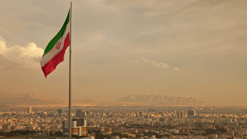 Uniunea Europeană îndeamnă Iranul să reconsidere interzicerea inspectorilor AIEA