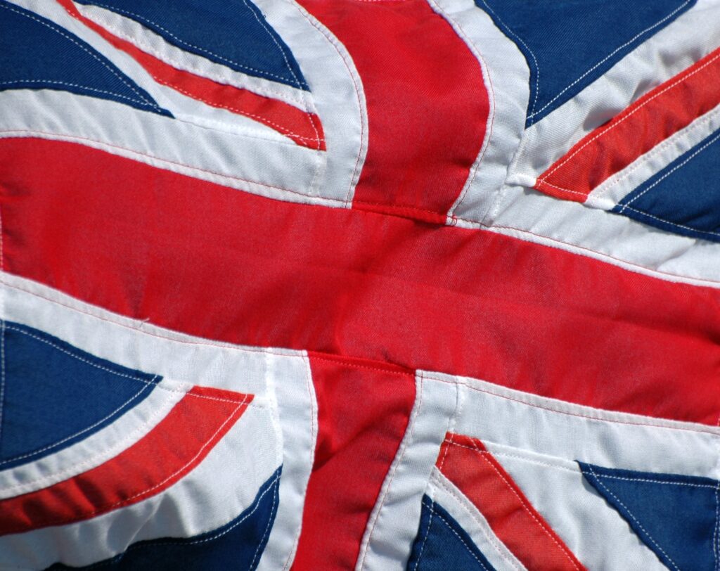 Britanicii sunt îndemnaţi de autorităţi să renunţe la TikTok. Care sunt riscurile