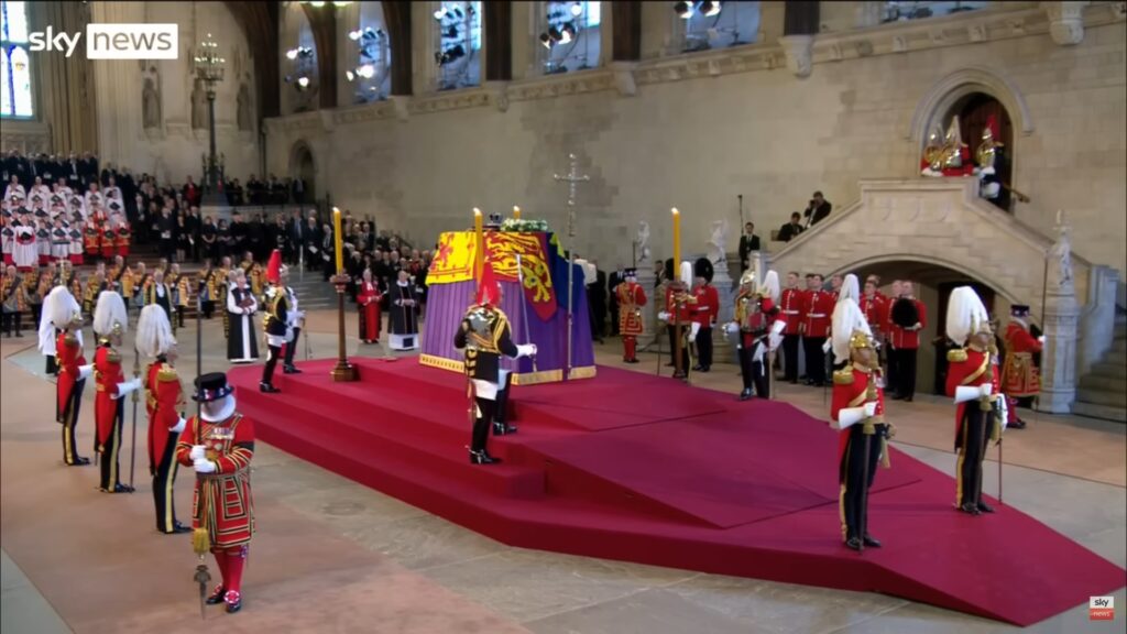 Liderii lumii îşi iau adio de la Regina Elisabeta! Cine reprezintă România la funeraliile de stat