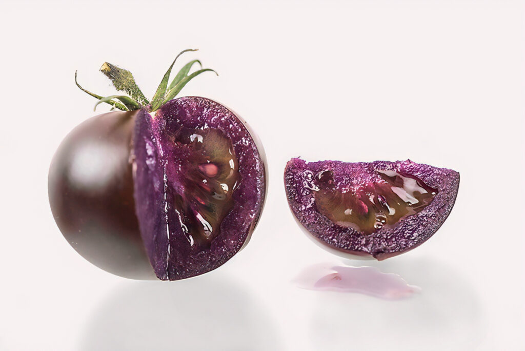 Vom mânca roșii modificate genetic! Roșia violet a primit OK-ul. Din ce este făcută