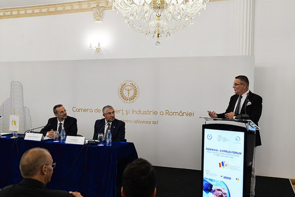 Mediul de afaceri din România, invitat să investească în Cipru