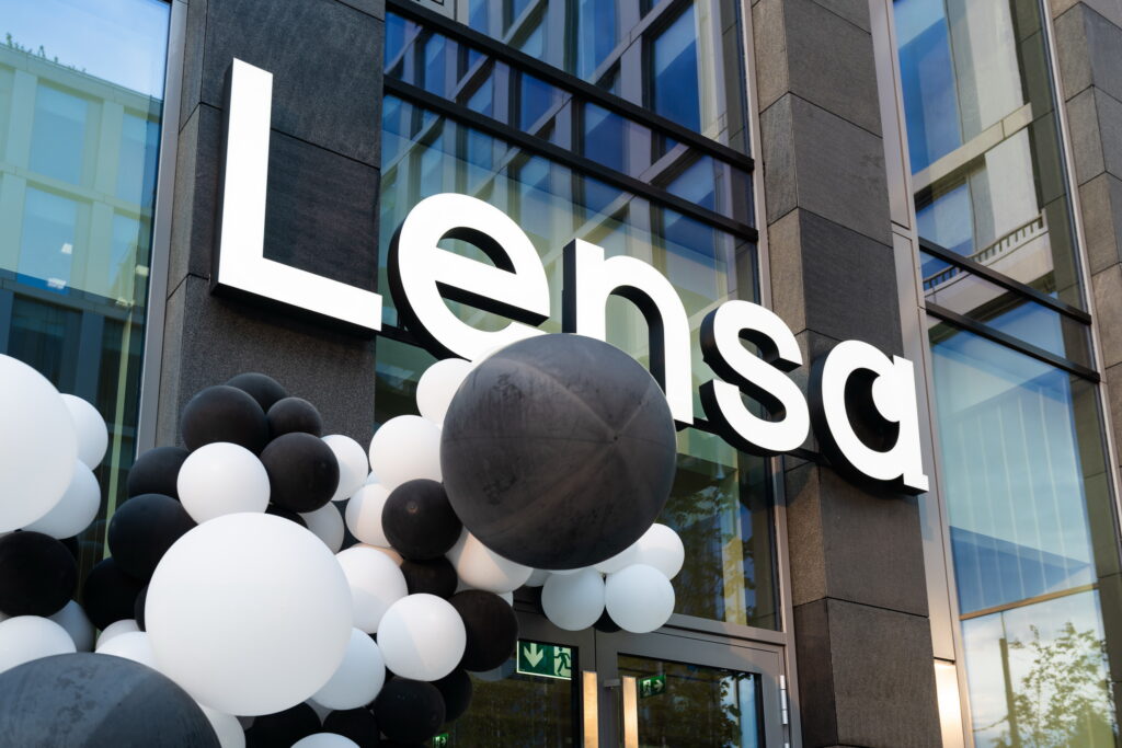 Lensa a inaugurat un nou magazin la Timișoara, al 33-lea din rețea. Investiţia se ridică la 120.000 euro