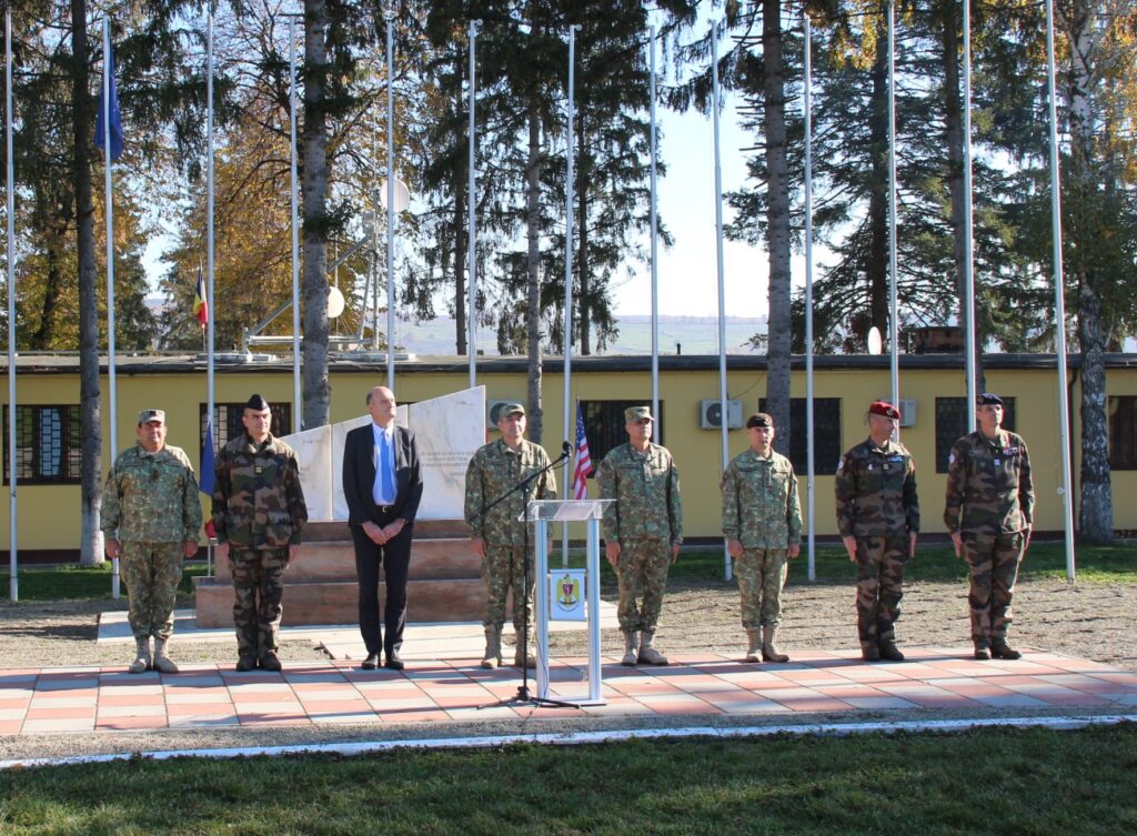 Grupul de Luptă al NATO din România are un nou comandant