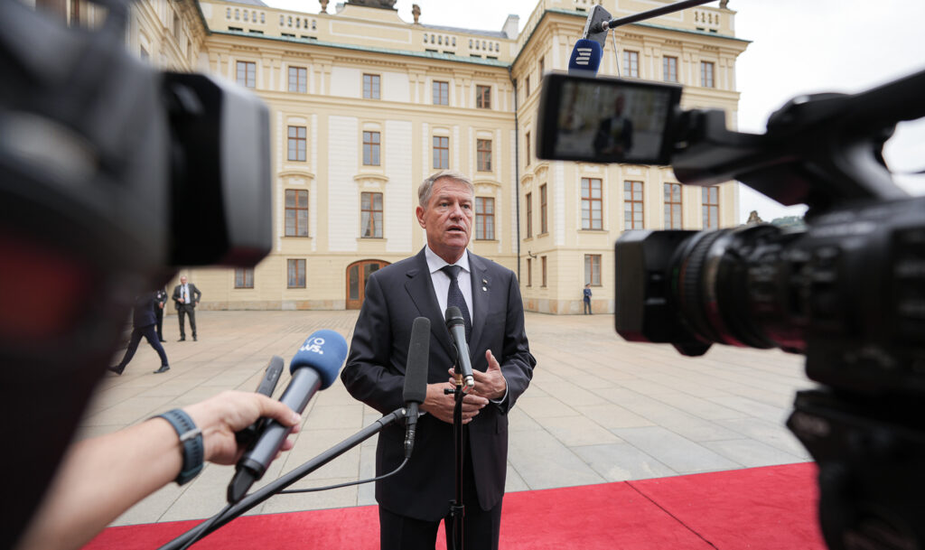 Klaus Iohannis a participat la prima reuniune a Comunității Politice Europene de la Praga