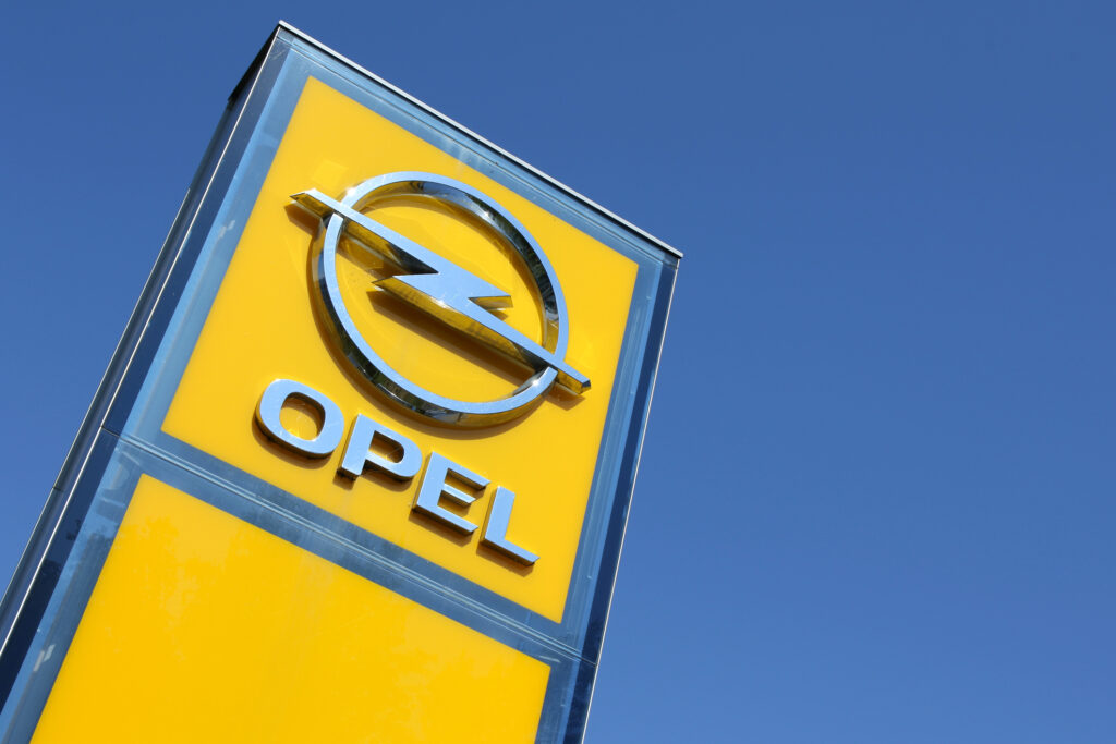 Opel a rechemat în service aproximativ 194.000 autovehicule. Ar putea exista probleme la sistemul de frânare