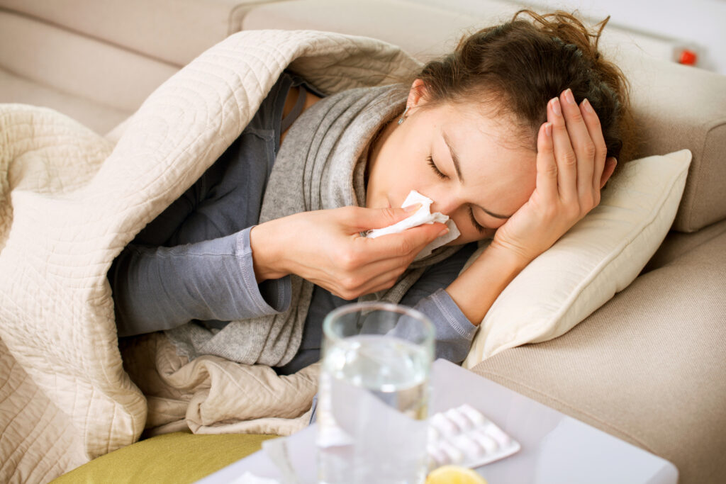 Gripa sezonieră face ravagii. La Terapie Intensivă sunt din ce în ce mai puține locuri