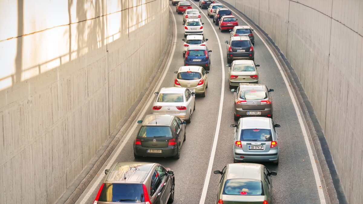Înmatriculările de autoturisme din România au înregistrat un avans de peste patru ori mai mare decât media europeană