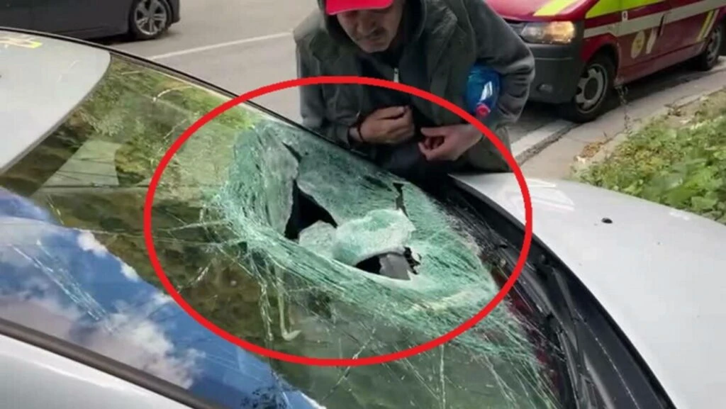 UPDATE Tragedie în România. O stâncă a căzut peste o mașină în Defileul Jiului. Prima reacție a autorităților