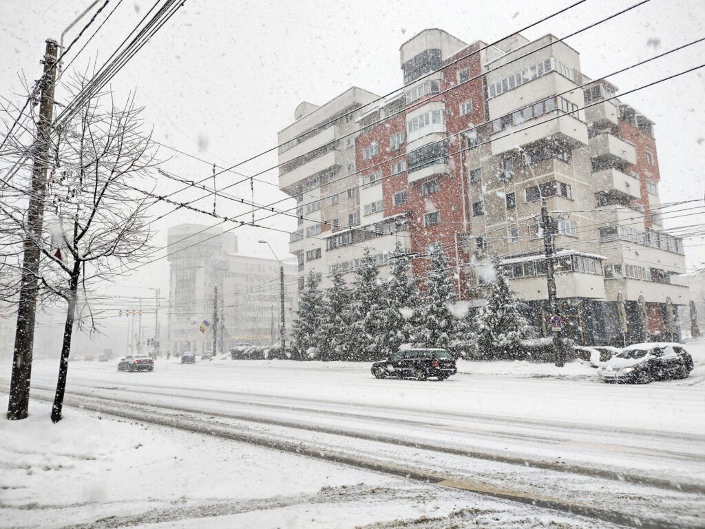 Au anunțat deja când va ninge prima oară în România. Specialiștii au spus exact data. Prognoza meteo ANM