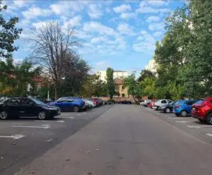 Sectorul 3: Poliția locală ridică plăcuțele neautorizate din parcările de reședință