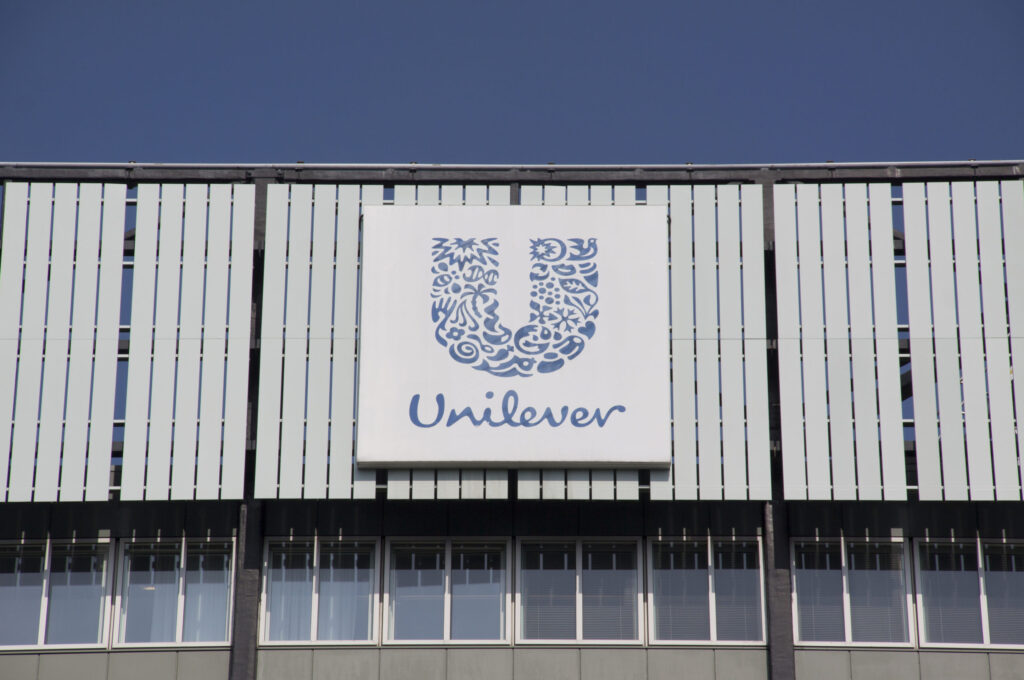 Unilever vrea să introducă camioane frigorifice alimentate cu baterii în loc de motoare diesel pe piaţa din UE