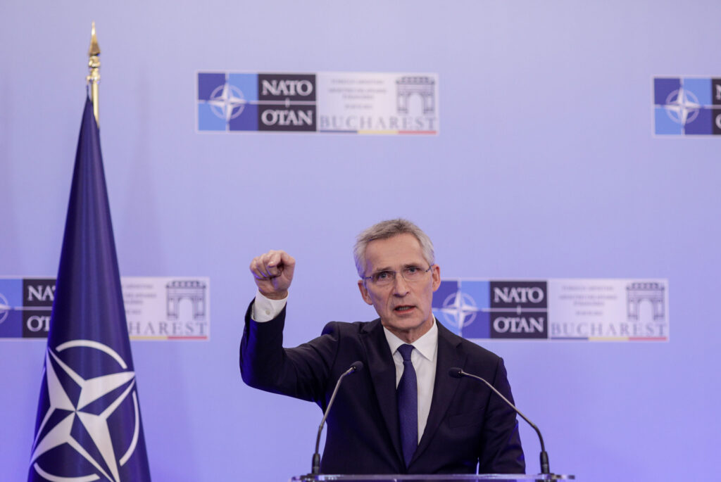 Se pregăteşte NATO de război? Jens Stoltenberg: Va fi un răspuns unit și determinat