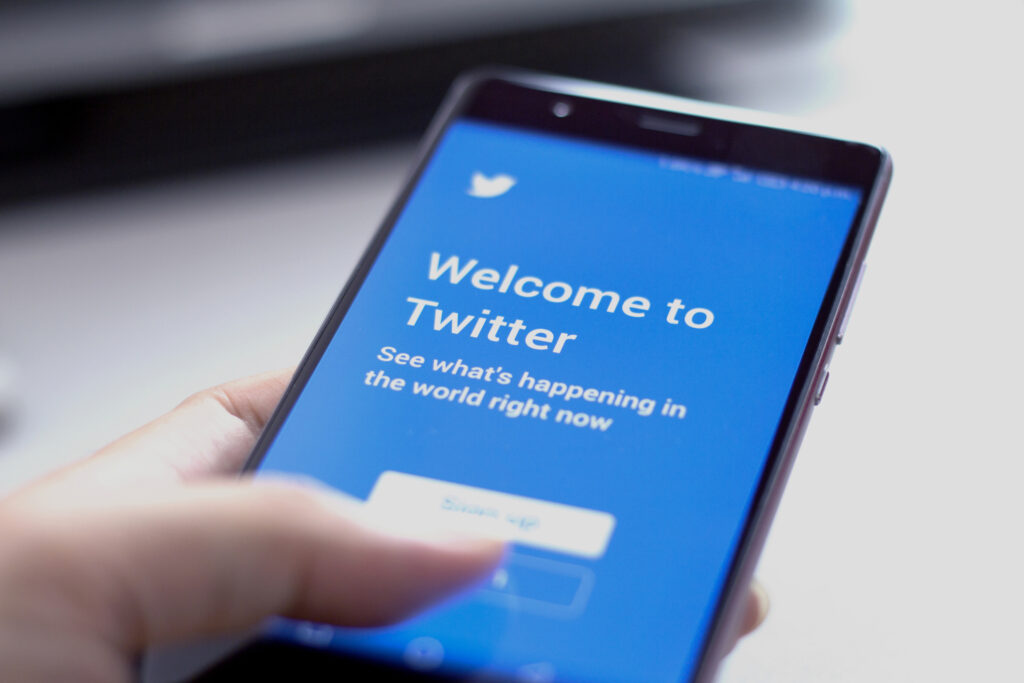 Twitter se confruntă cu probleme de securitate! Datele a peste 5,4 milioane de utilizatori au fost furate