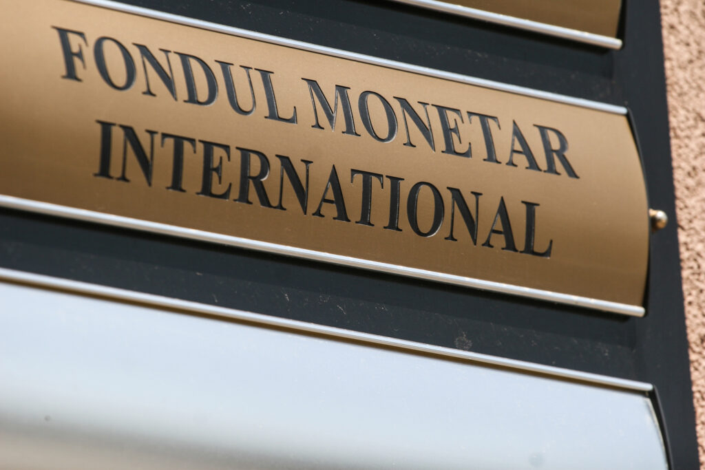 FMI avertizează cu privire la corecțiile ”dezordonate” ale preţurilor de pe piețele imobiliare din Europa