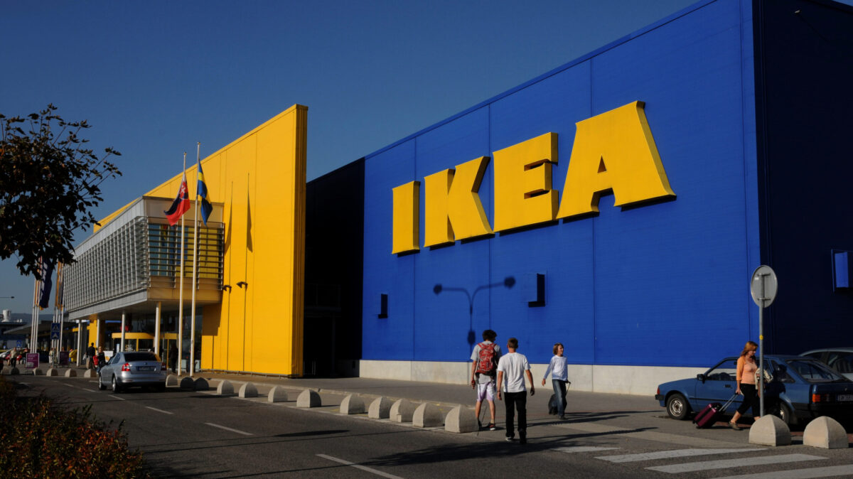 IKEA recheamă jocul multicolor pentru pescuit BLÅVINGAD din cauza unui potențial pericol de sufocare