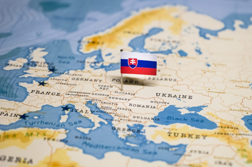 Guvernul din Slovacia a fost demis prin moțiune de cenzură