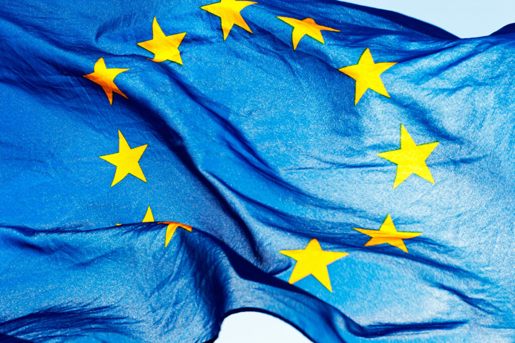 UE vrea să stimuleze implementarea 5G. Măsuri pentru reducerea birocrației și a costurilor