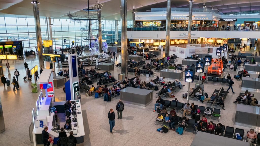 Grevă masivă pe aeroporturile din Marea Britanie. Vacanțele de Crăciun vor avea de suferit