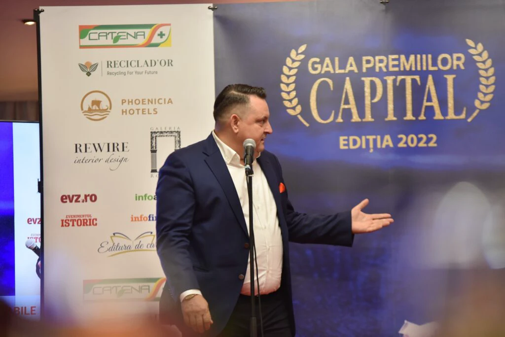 Adrian Homan câștigă premiul „Trei decenii de construcții durabile” la Gala Capital 30 de ani: „Sunt foarte onorat să fiu în fața dumneavoastră”