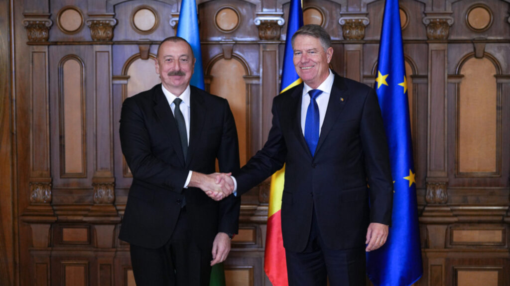 Klaus Iohannis l-a primit pe preşedintele Republicii Azerbaidjan la Palatul Cotroceni
