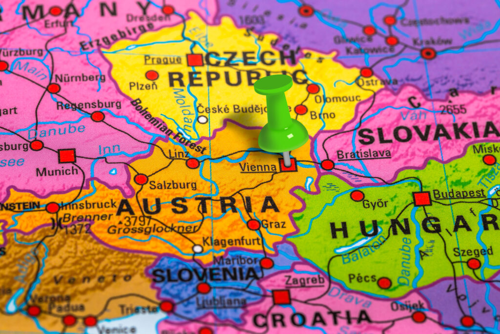 Undă de șoc, direct la Viena! Anunțul făcut chiar acum de românii din Austria