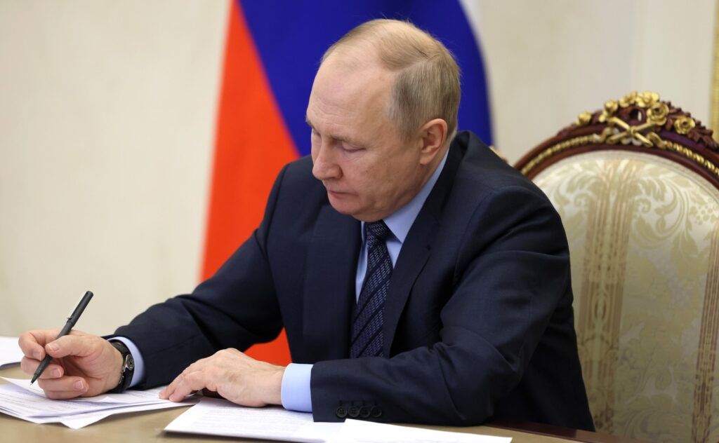 Vladimir Putin a dat ordinul! A semnat pe loc. Undă de şoc pentru toată Rusia