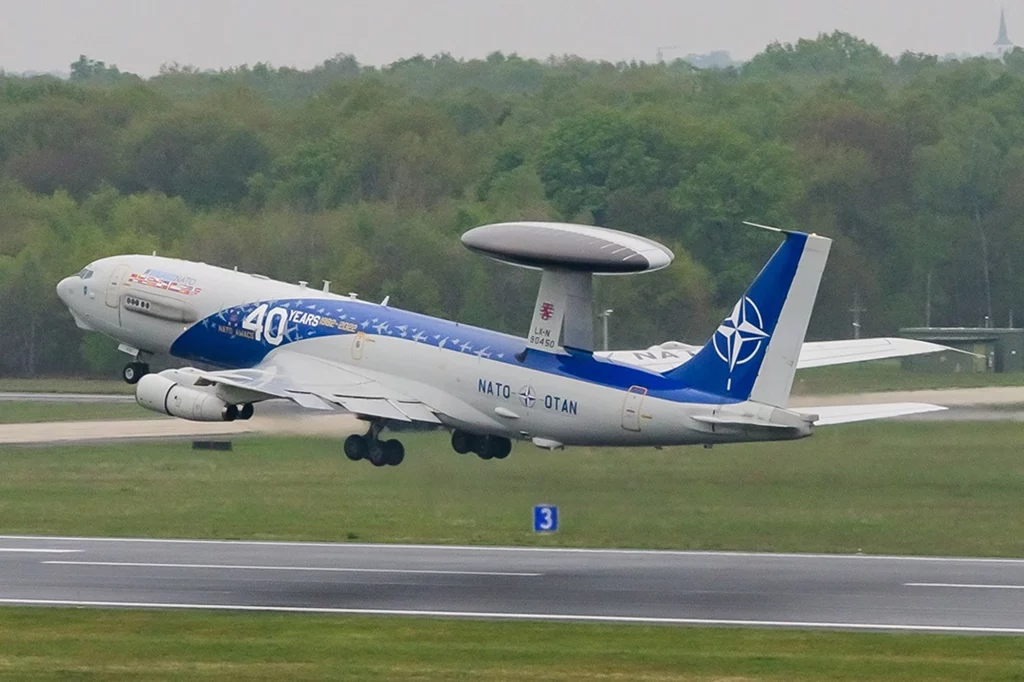 Avioanele AWACS ale NATO au ajuns în București! Angel Tîlvăr: România și Aliații sunt în siguranță